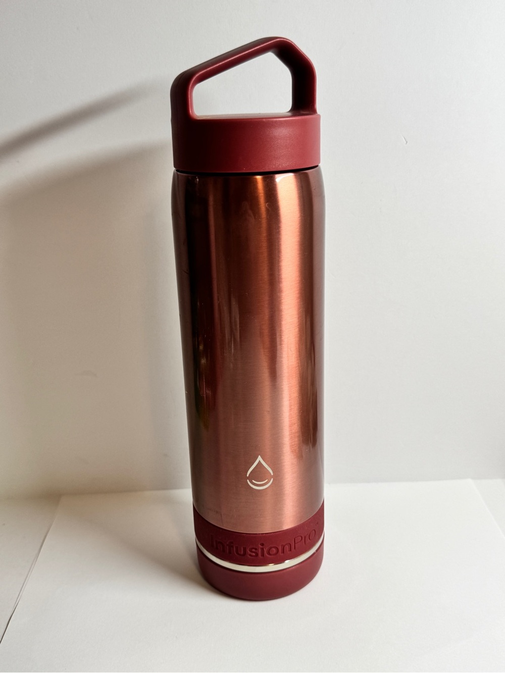 Infusion Pro Copper-Finish Water‎ Bottle in Burgundy 20oz